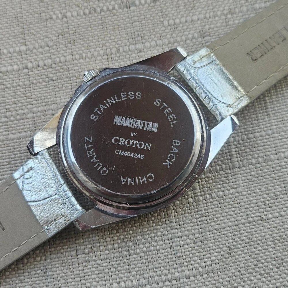 Croton Women Wristwatch Silver Leathe Strap Crystals Accent Bezel Wrist Watch - Picture 12 of 12